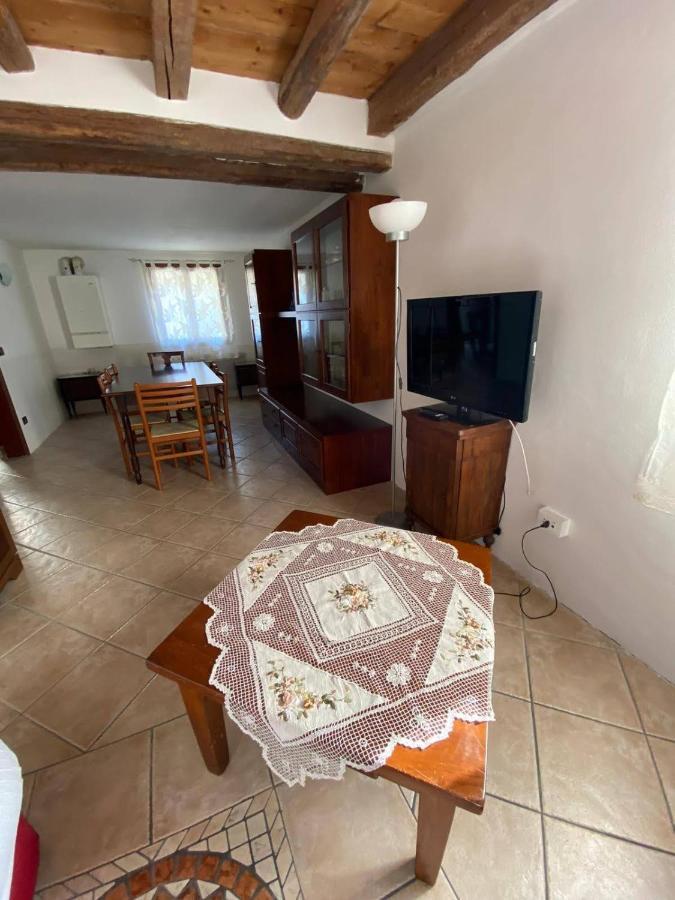 Il Casale Del Miele Bed & Breakfast Fraforeano Bagian luar foto