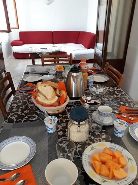 Il Casale Del Miele Bed & Breakfast Fraforeano Bagian luar foto